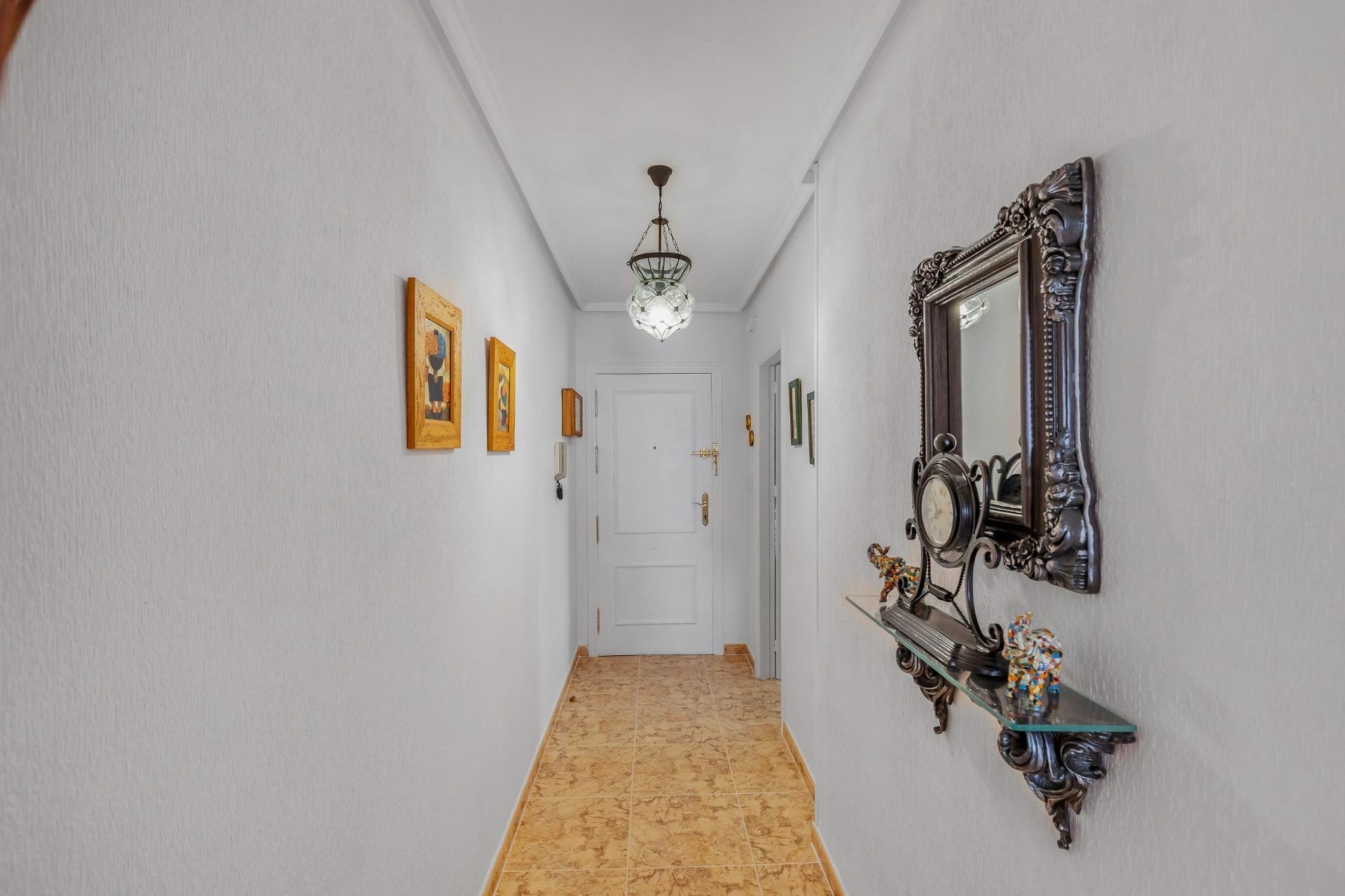 Resale - Apartment / Flat -
Torrevieja