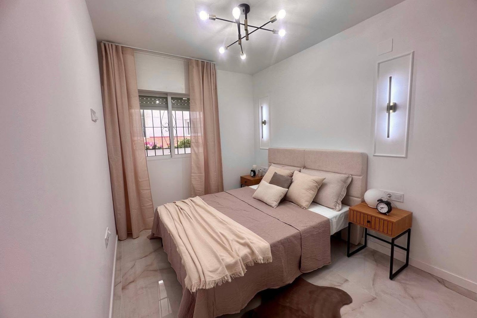 Resale - Apartment / Flat -
Torrevieja