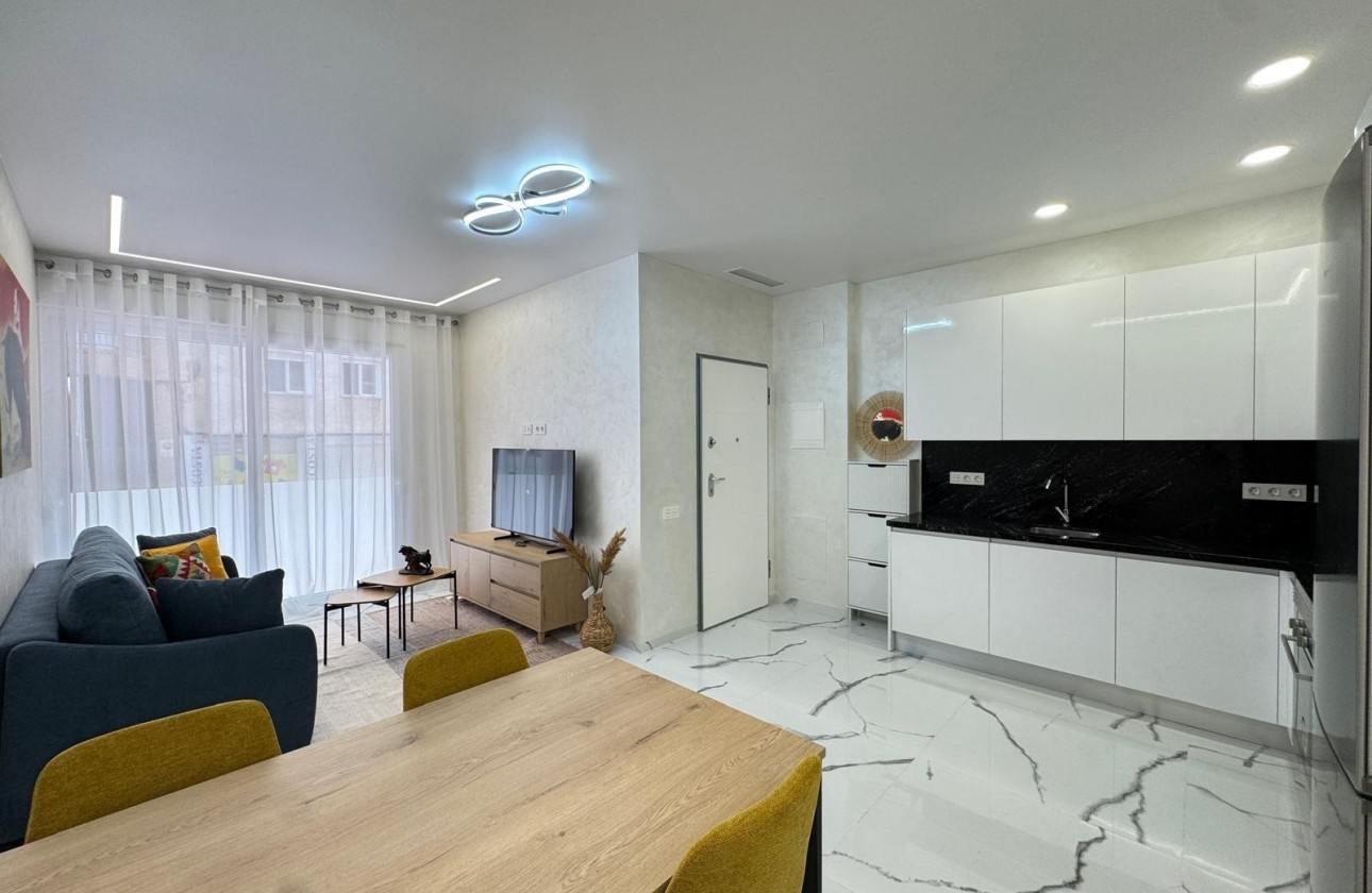 Resale - Apartment / Flat -
Torrevieja