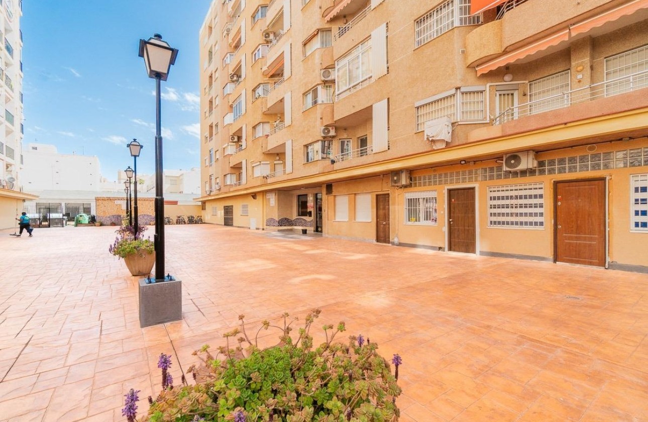 Resale - Apartment / Flat -
Torrevieja