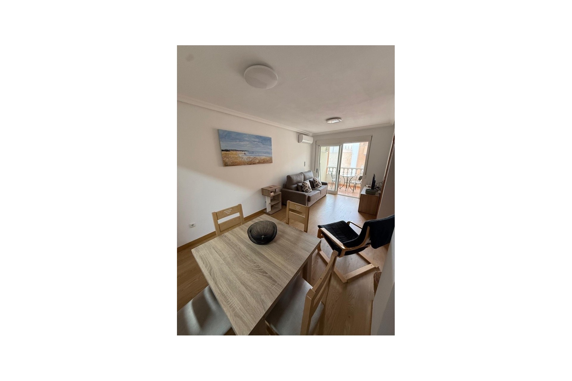 Resale - Apartment / Flat -
Torrevieja