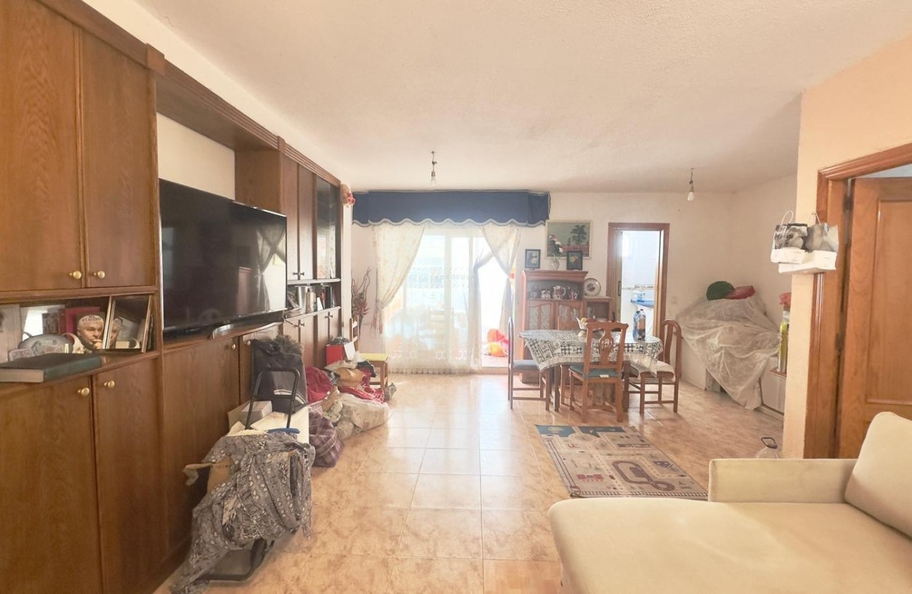 Resale - Apartment / Flat -
Torrevieja