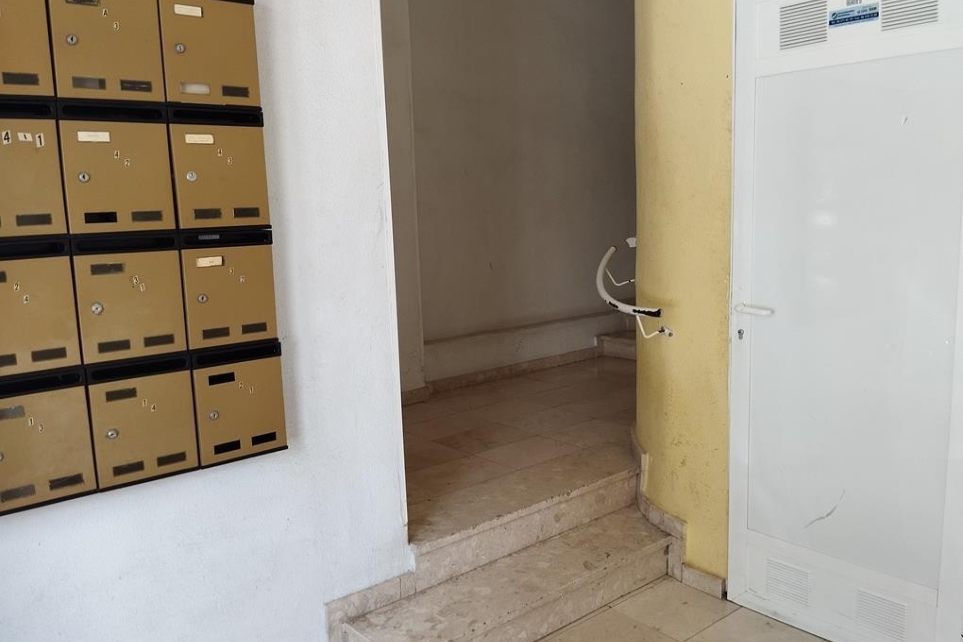 Resale - Apartment / Flat -
Torrevieja