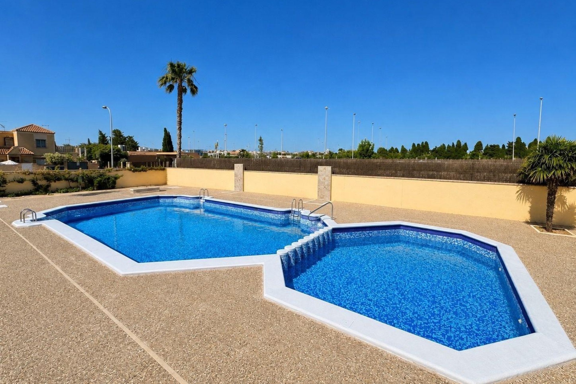 Resale - Apartment / Flat -
Torrevieja