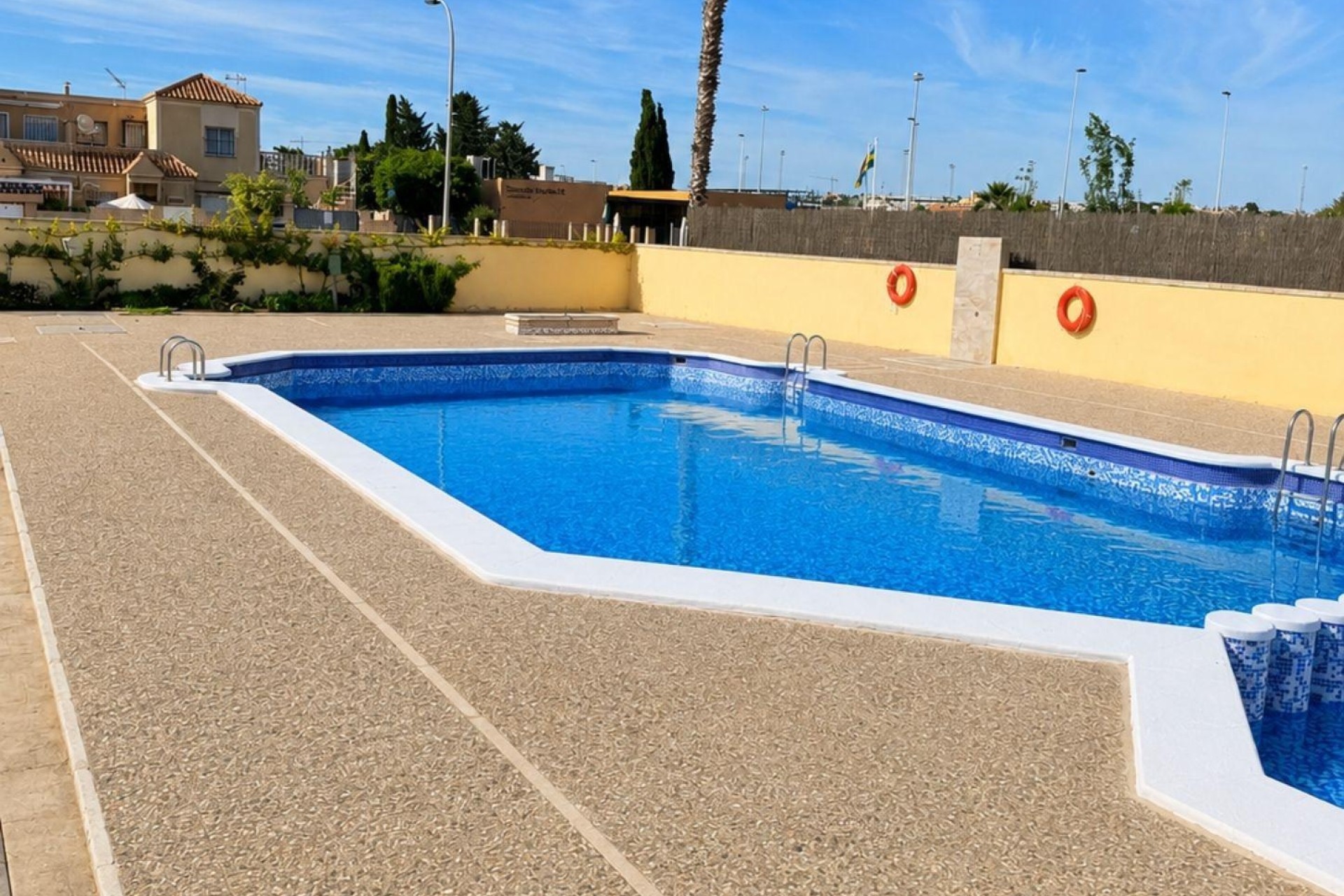 Resale - Apartment / Flat -
Torrevieja