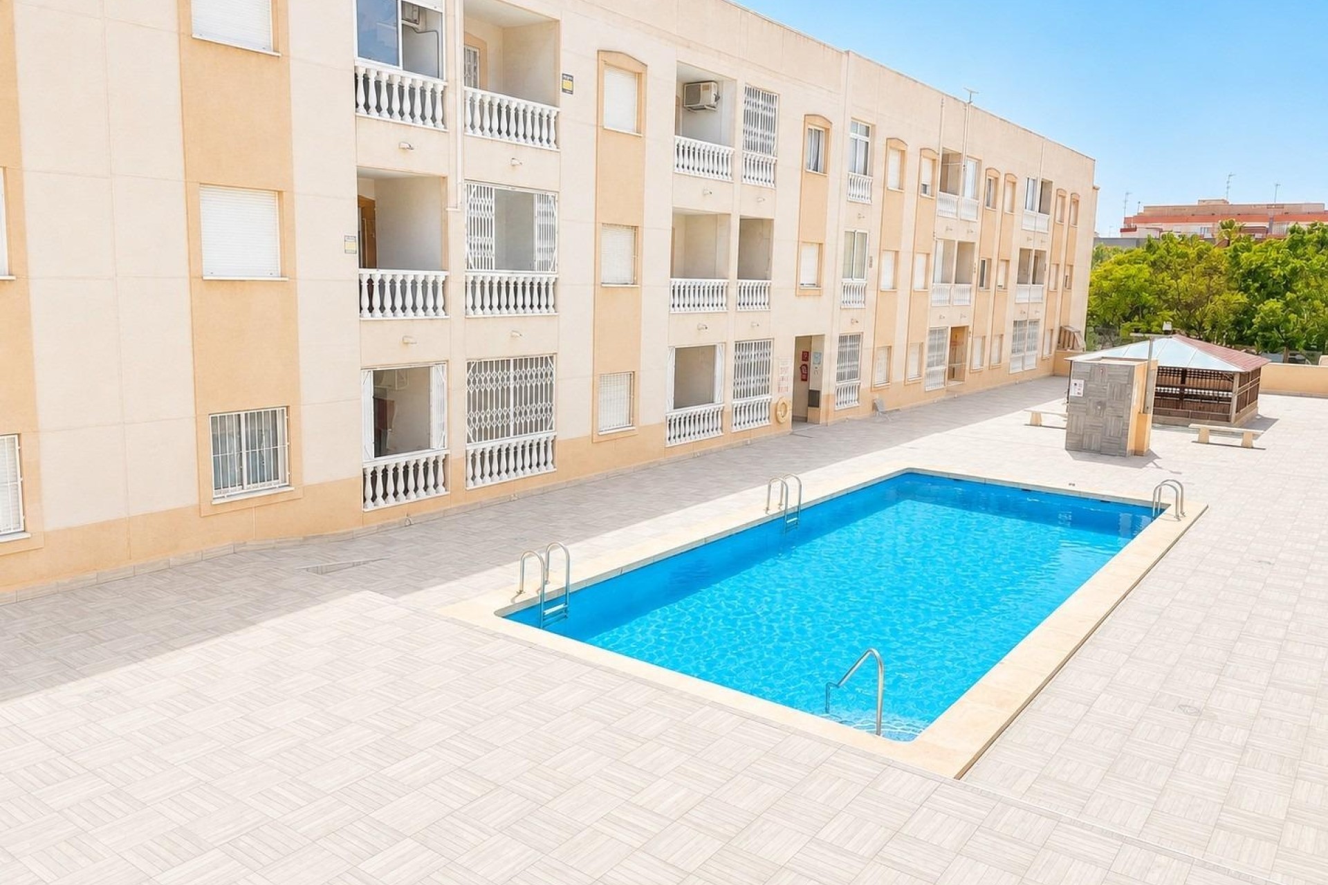 Resale - Apartment / Flat -
Torrevieja
