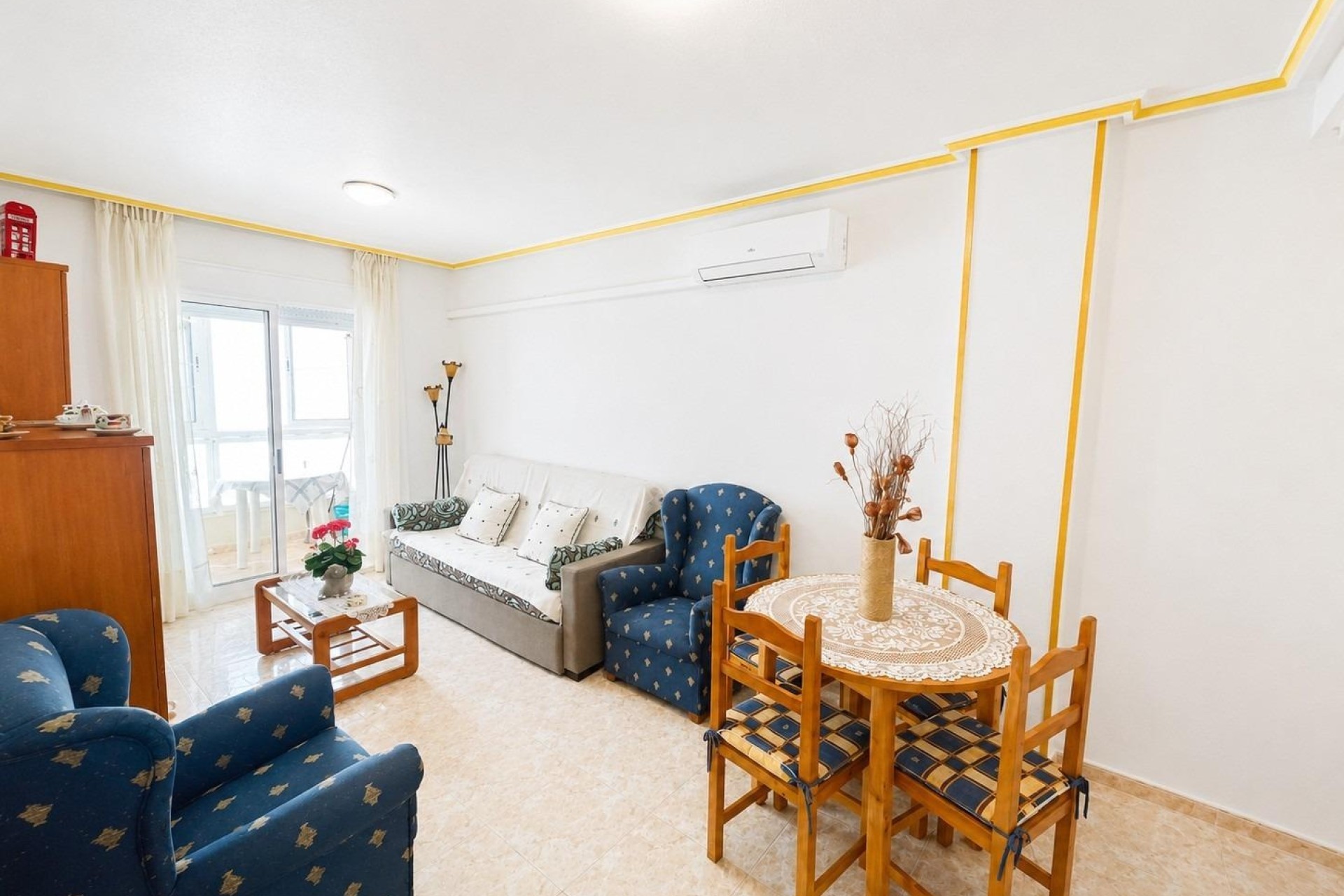 Resale - Apartment / Flat -
Torrevieja