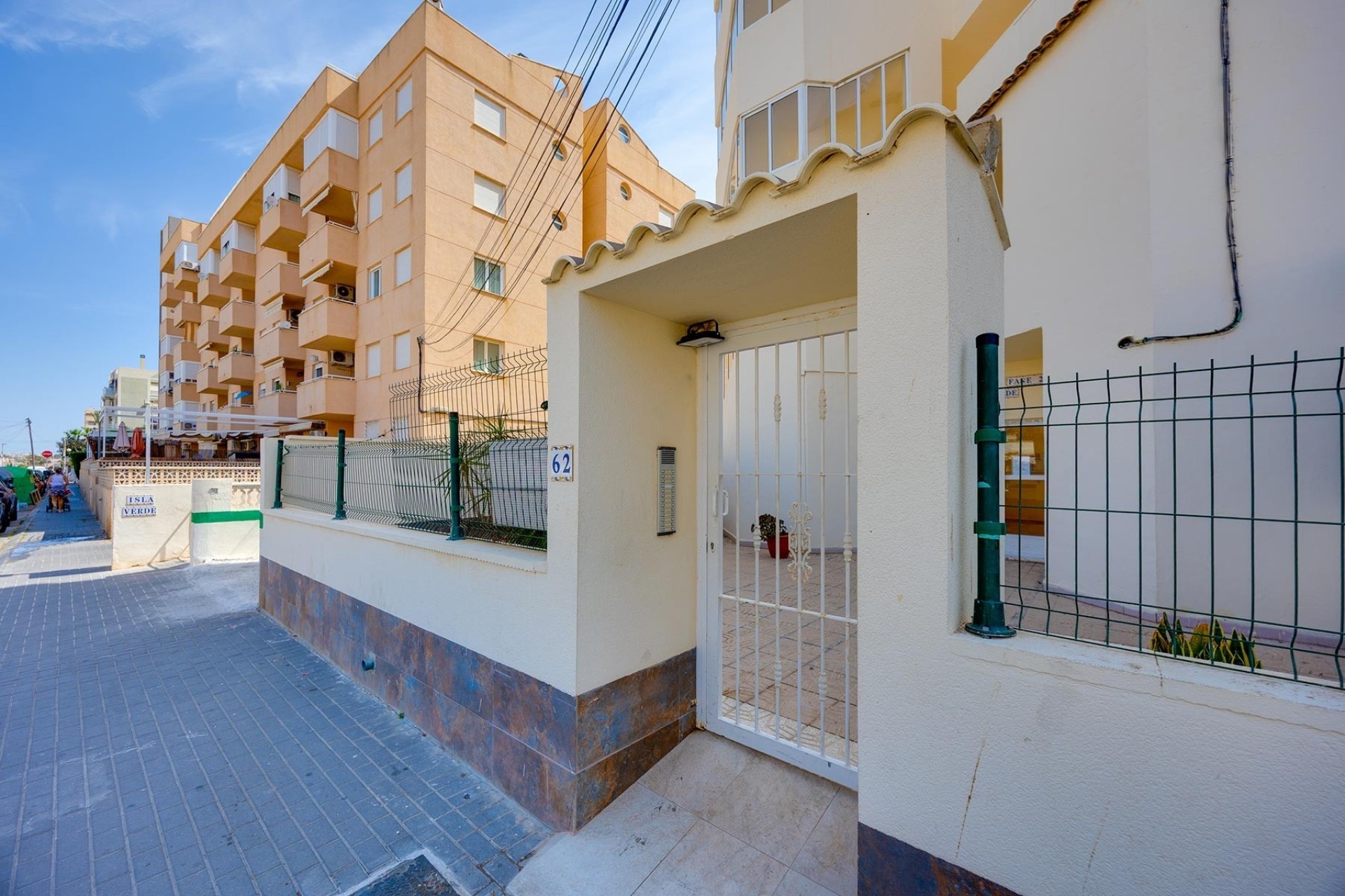Resale - Apartment / Flat -
Torrevieja