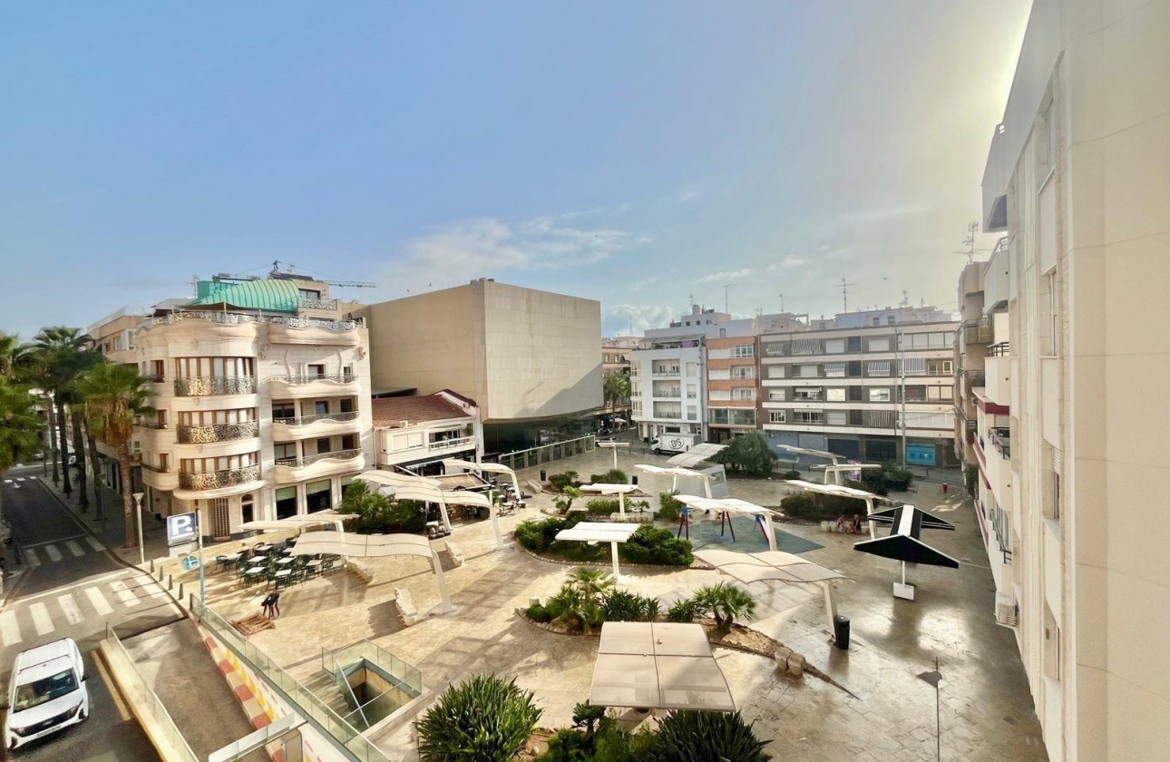 Resale - Apartment / Flat -
Torrevieja