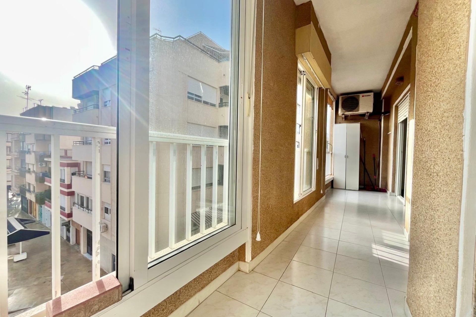 Resale - Apartment / Flat -
Torrevieja