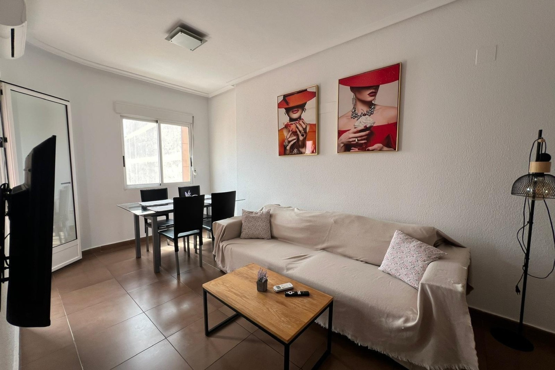 Resale - Apartment / Flat -
Torrevieja