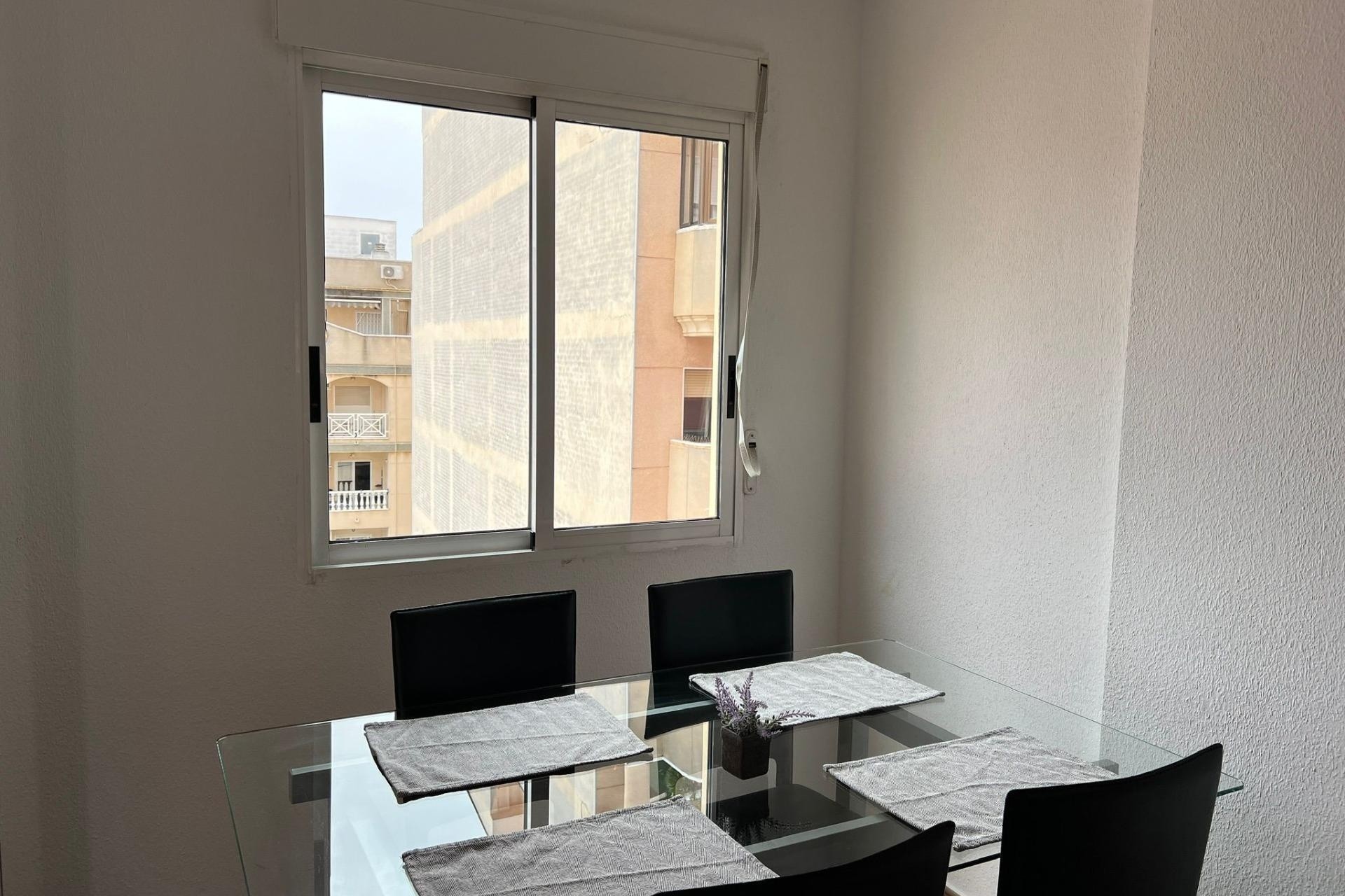 Resale - Apartment / Flat -
Torrevieja