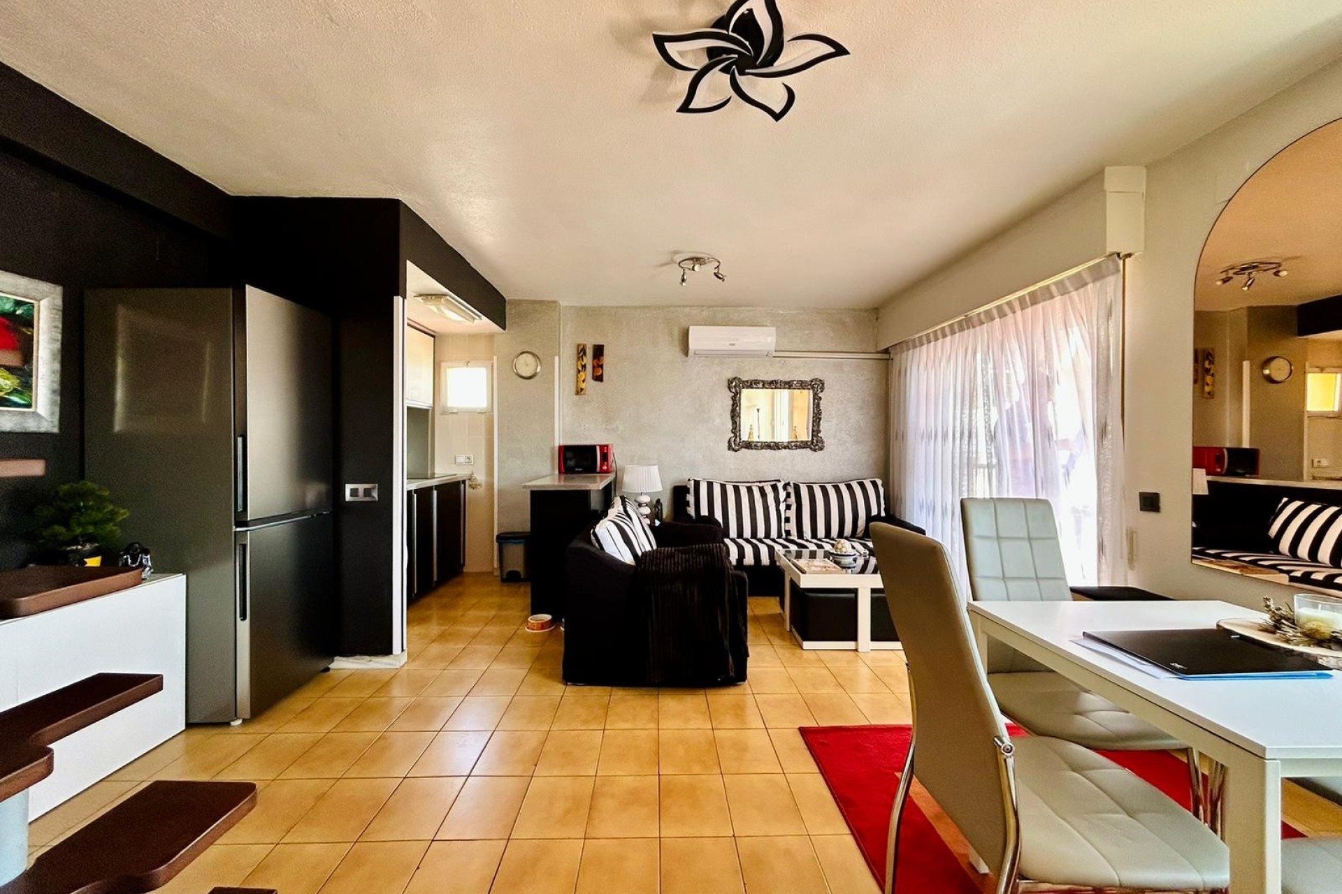 Resale - Apartment / Flat -
Torrevieja