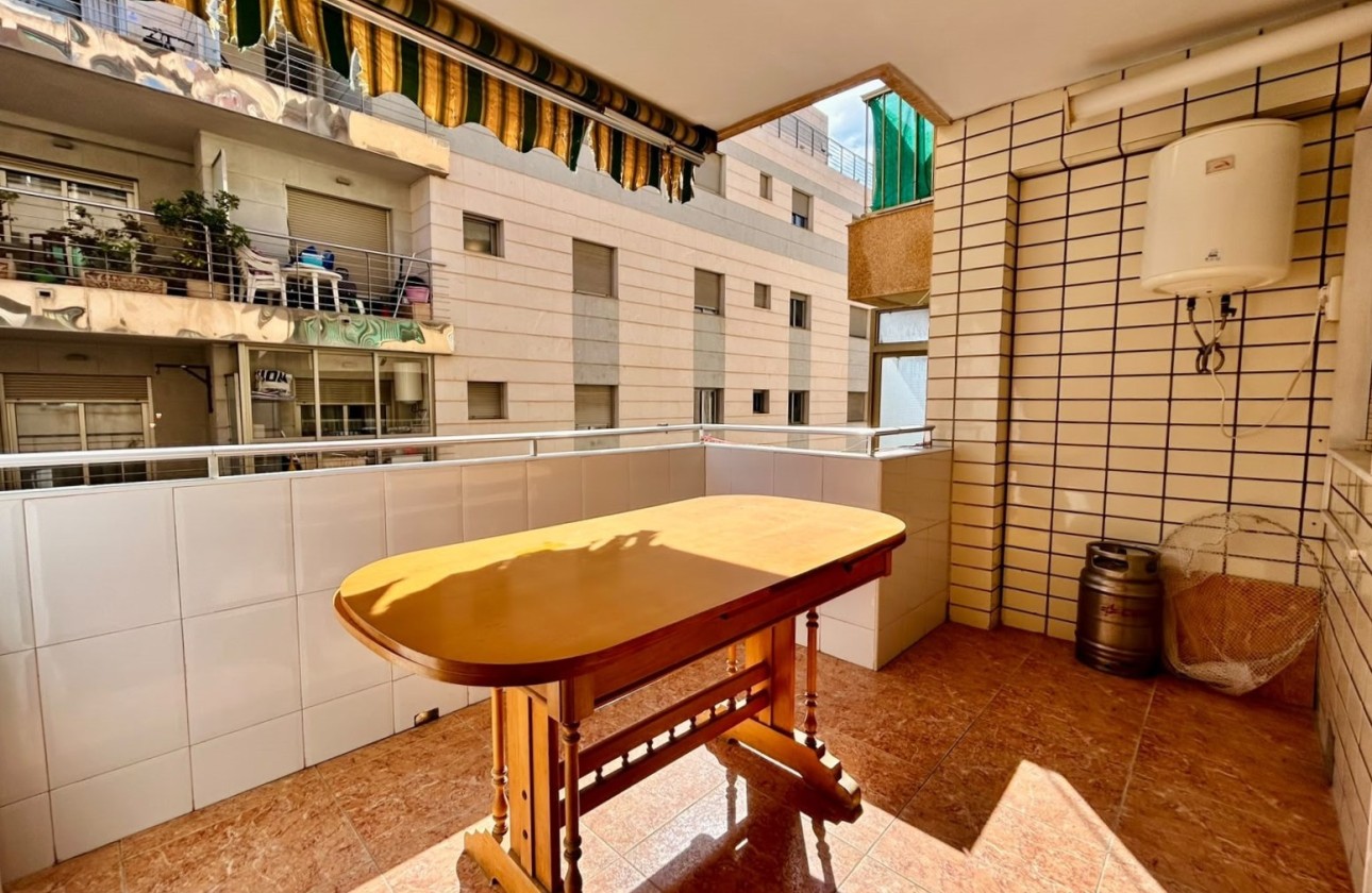 Resale - Apartment / Flat -
Torrevieja