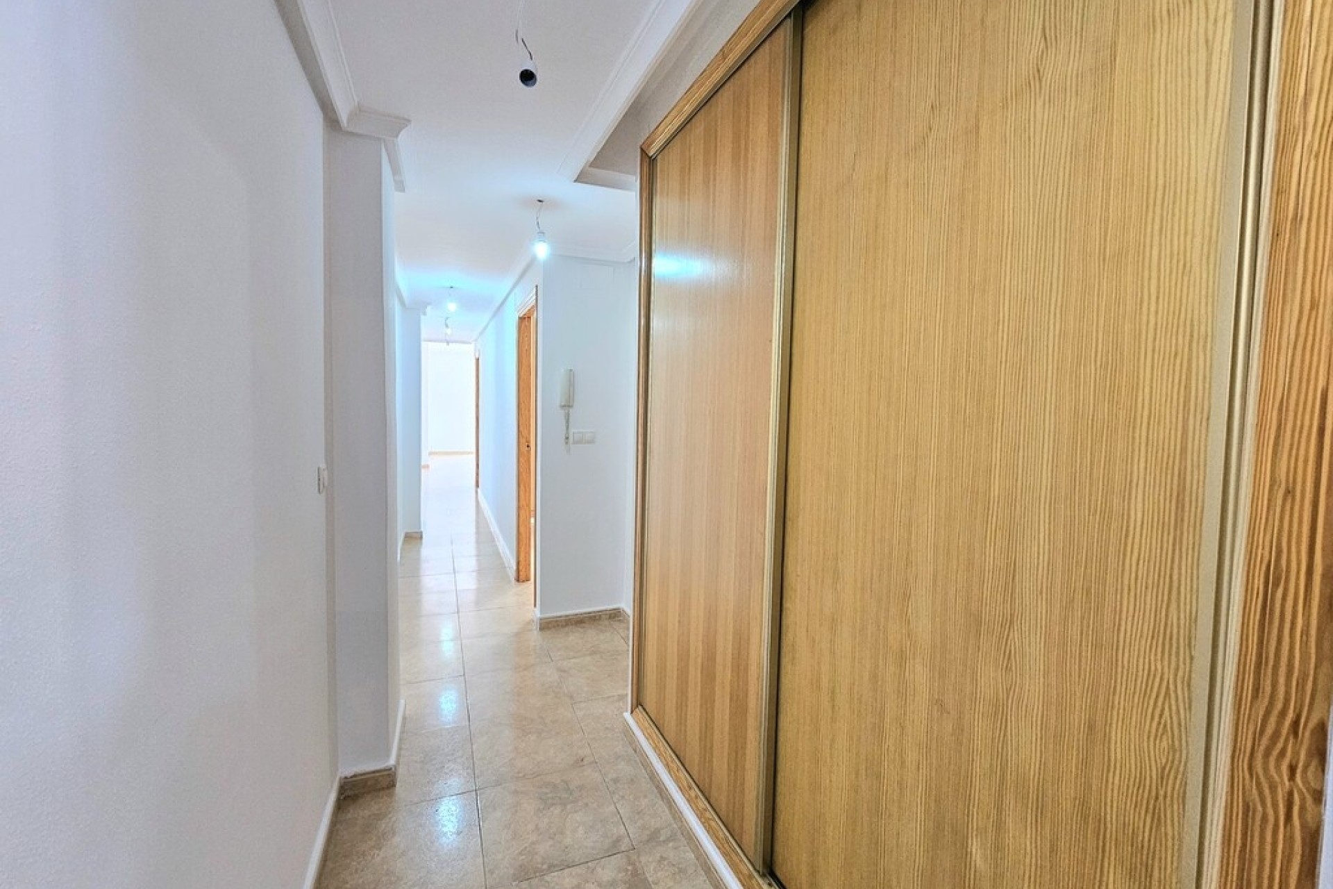 Resale - Apartment / Flat -
Torrevieja