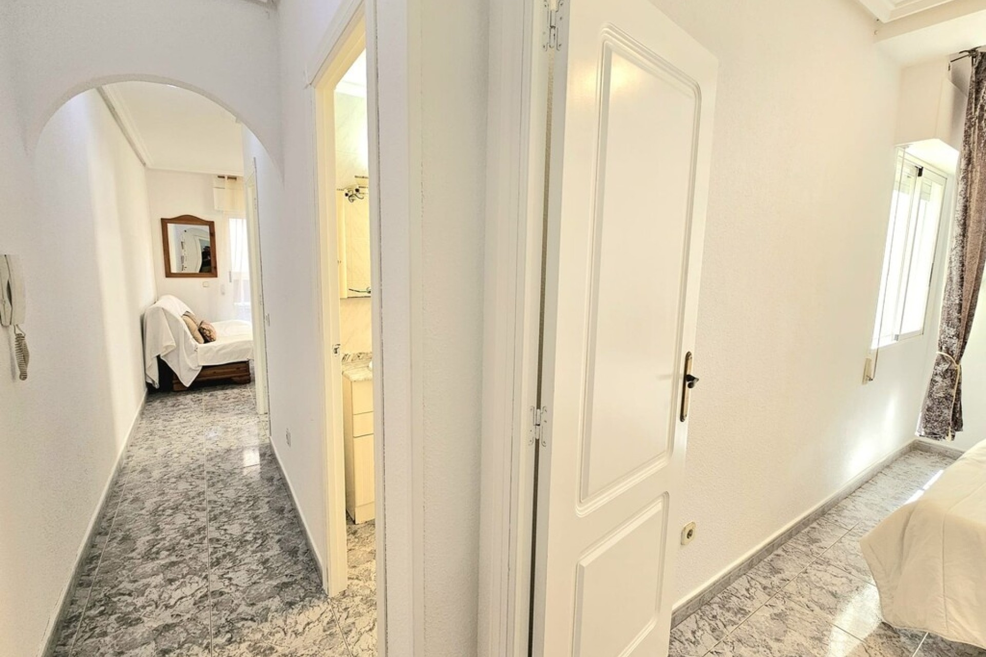 Resale - Apartment / Flat -
Torrevieja