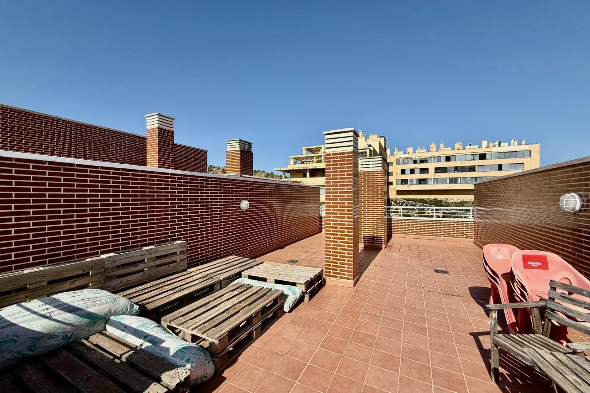 Resale - Apartment / Flat -
Villajoyosa - Cala Villajoyosa