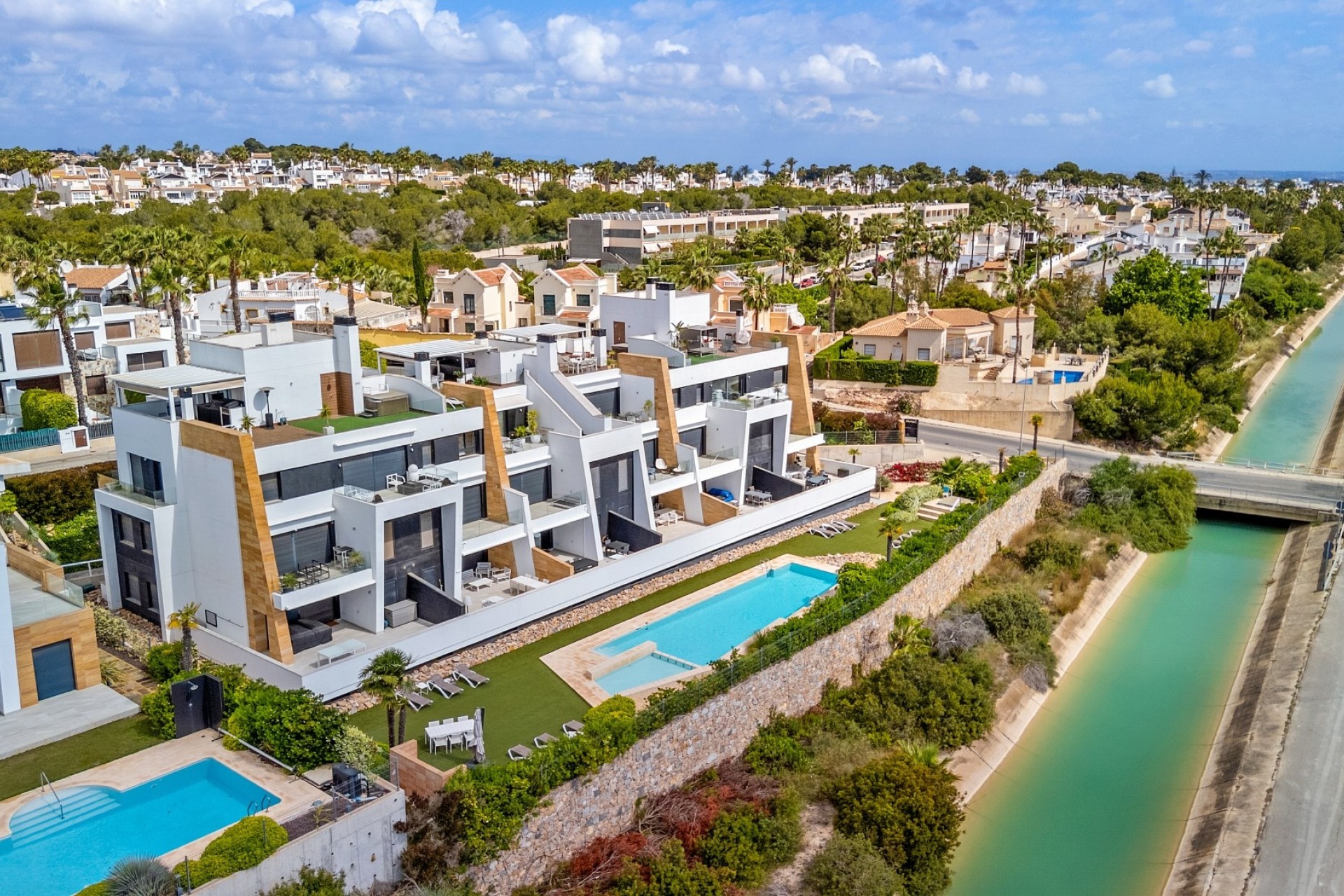 Resale - Apartment / Flat -
Villamartín - Costa Blanca