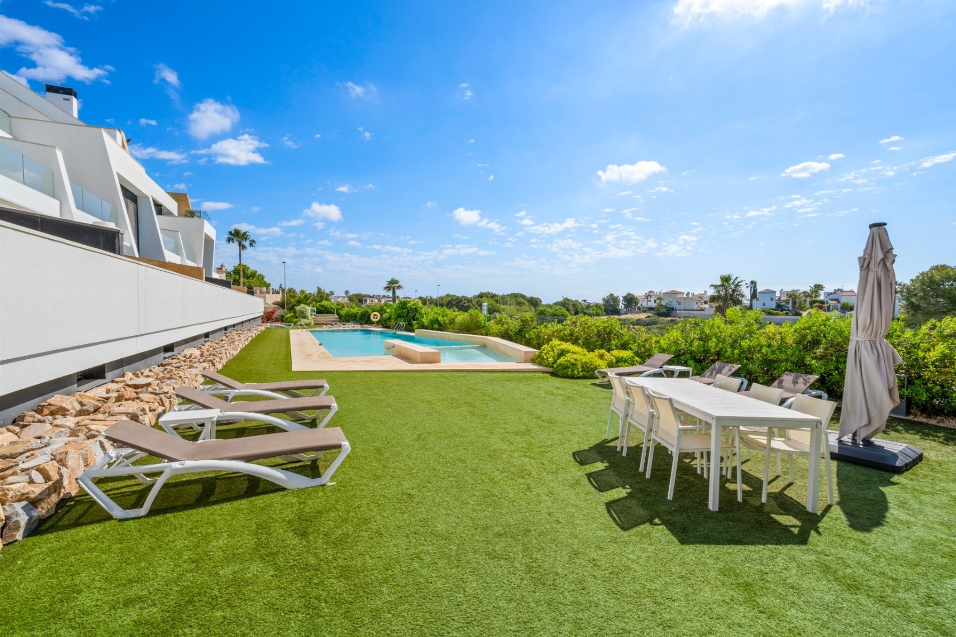 Resale - Apartment / Flat -
Villamartín - Costa Blanca