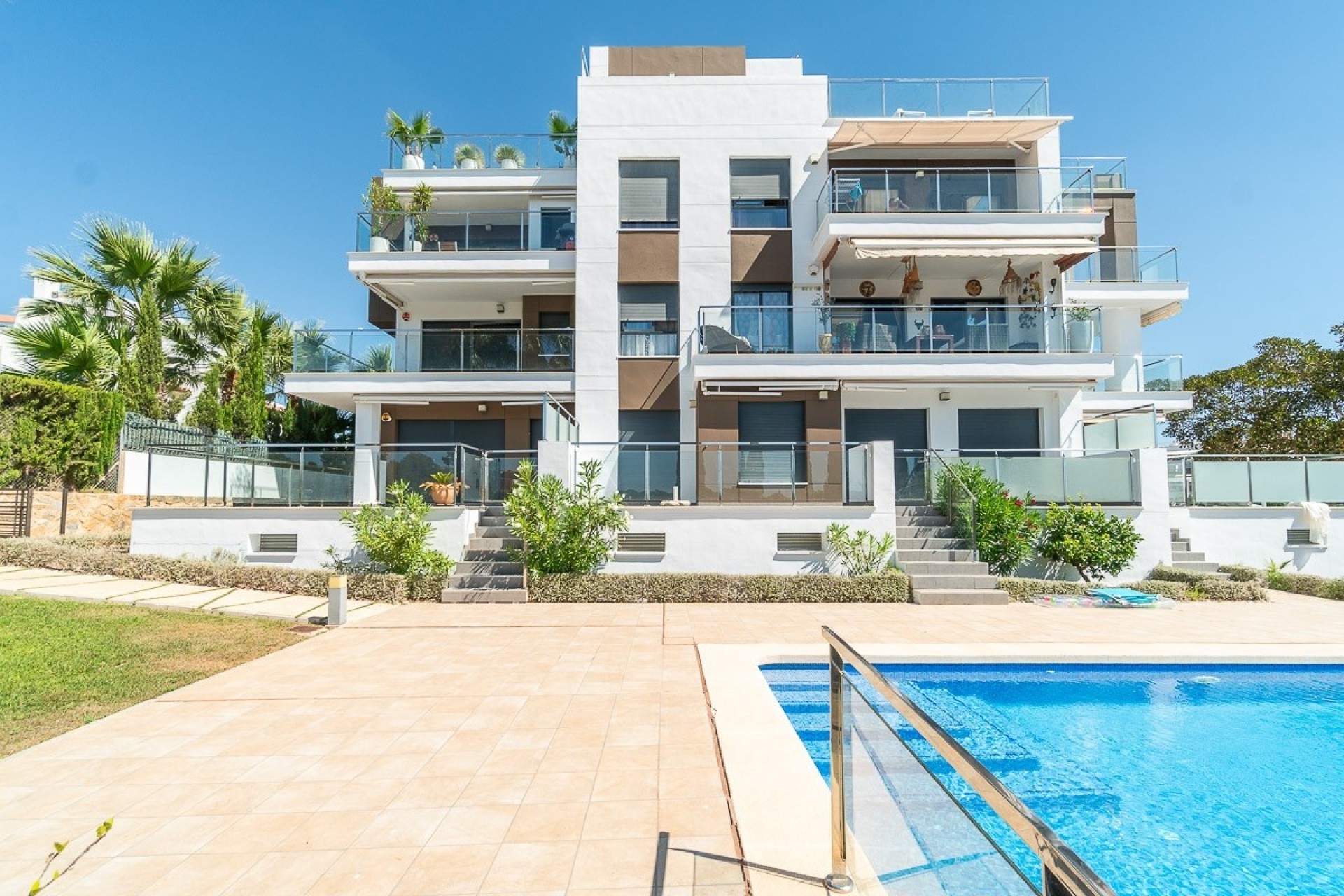 Resale - Apartment / Flat -
Villamartín - La Fuente