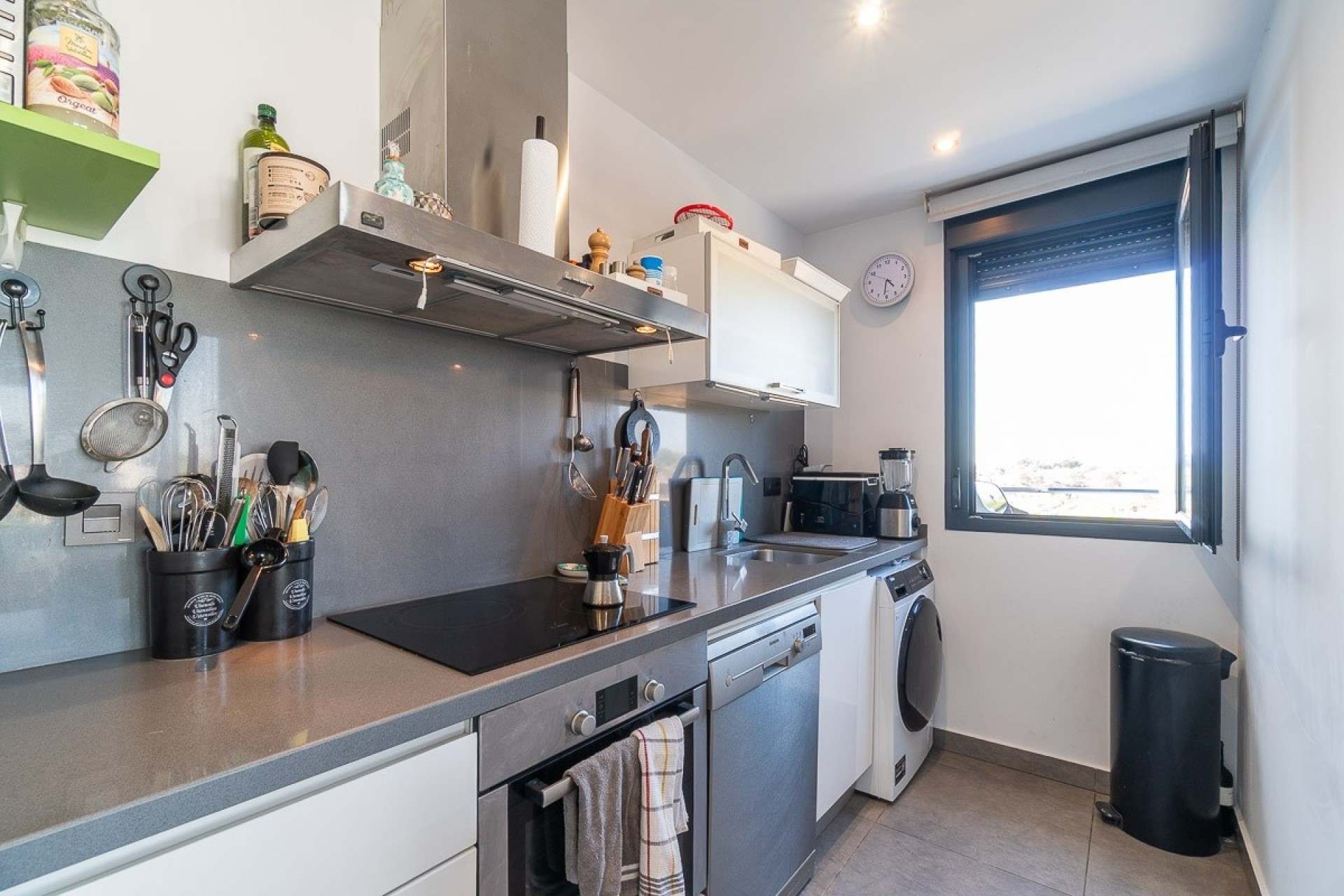 Resale - Apartment / Flat -
Villamartín - La Fuente