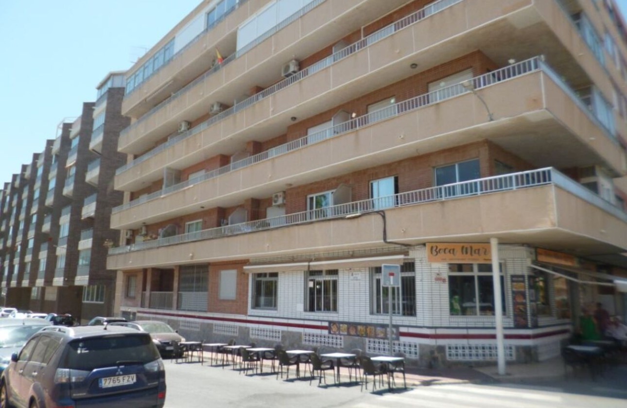 Resale - Apartment / Flat -
Villamartín
