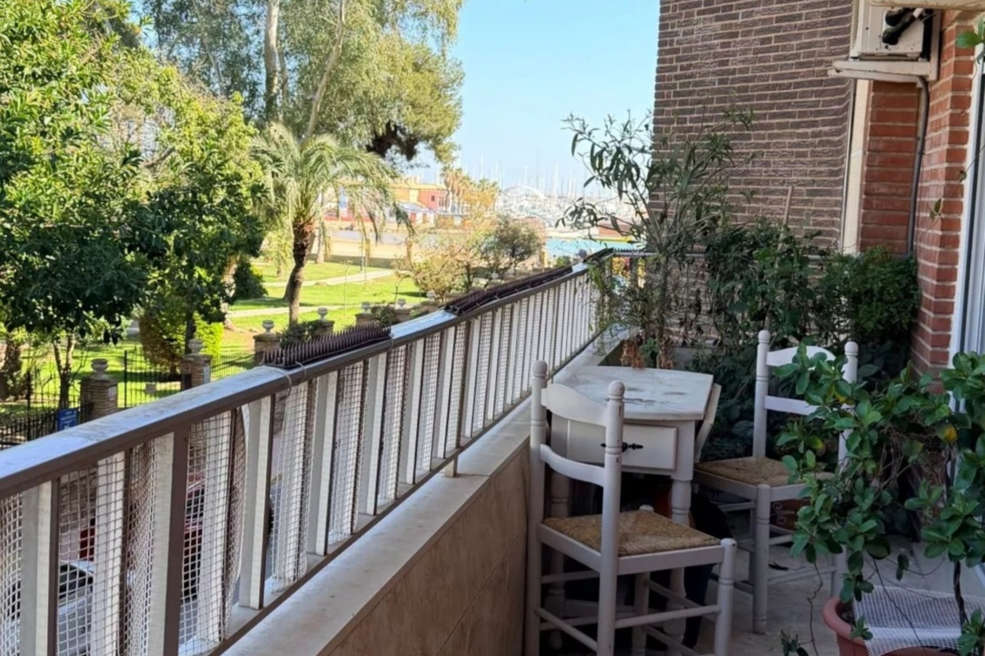 Resale - Apartment / Flat -
Villamartín