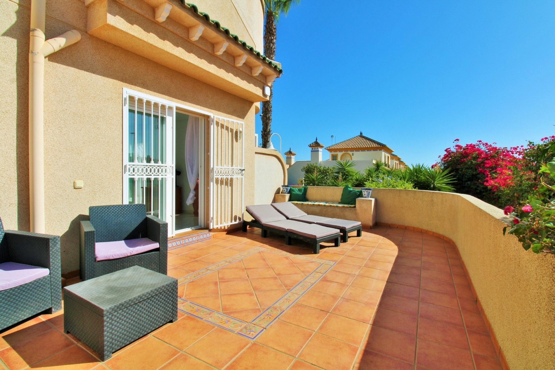 Resale - Apartment / Flat -
Villamartín