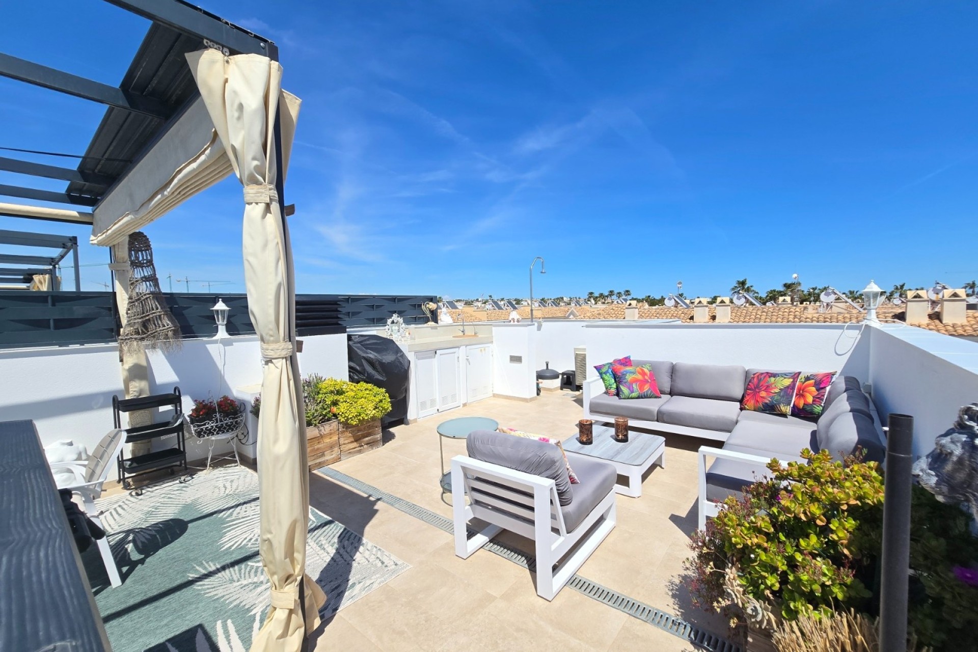 Resale -  -
Ciudad Quesada * - Doña Pepa *