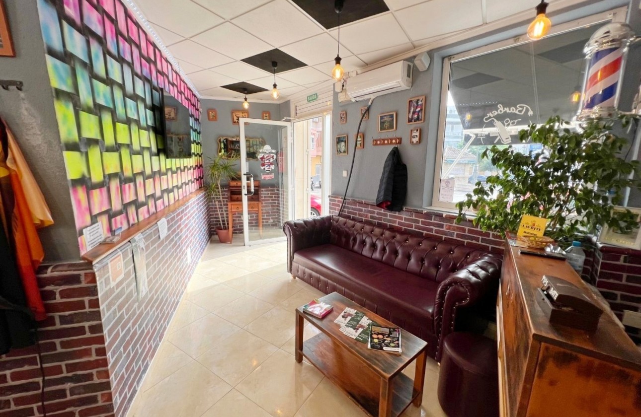 Resale - Commercial -
Guardamar del Segura - Centro