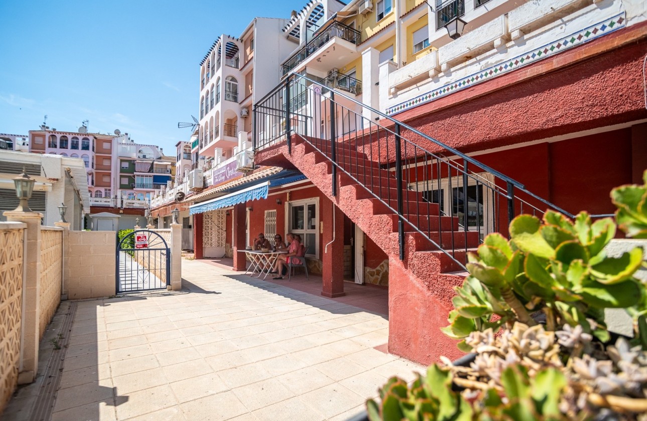 Resale - Commercial -
Torrevieja - La Veleta