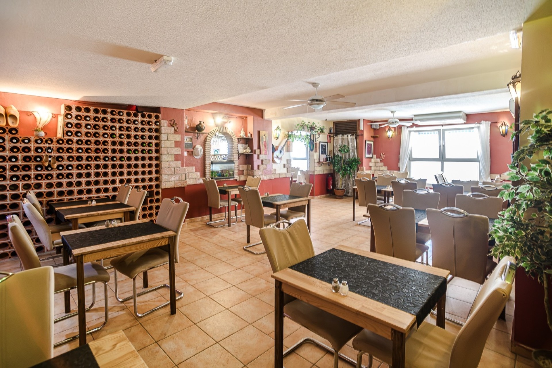 Resale - Commercial -
Torrevieja - La Veleta