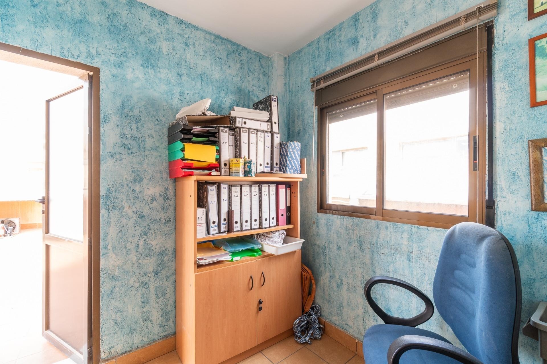 Resale - Commercial -
Torrevieja - Paseo maritimo
