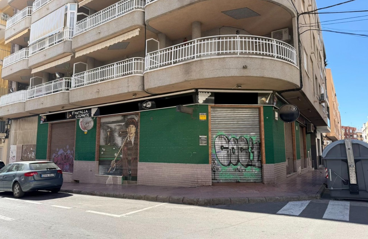 Resale - Commercial -
Torrevieja - Playa del Cura