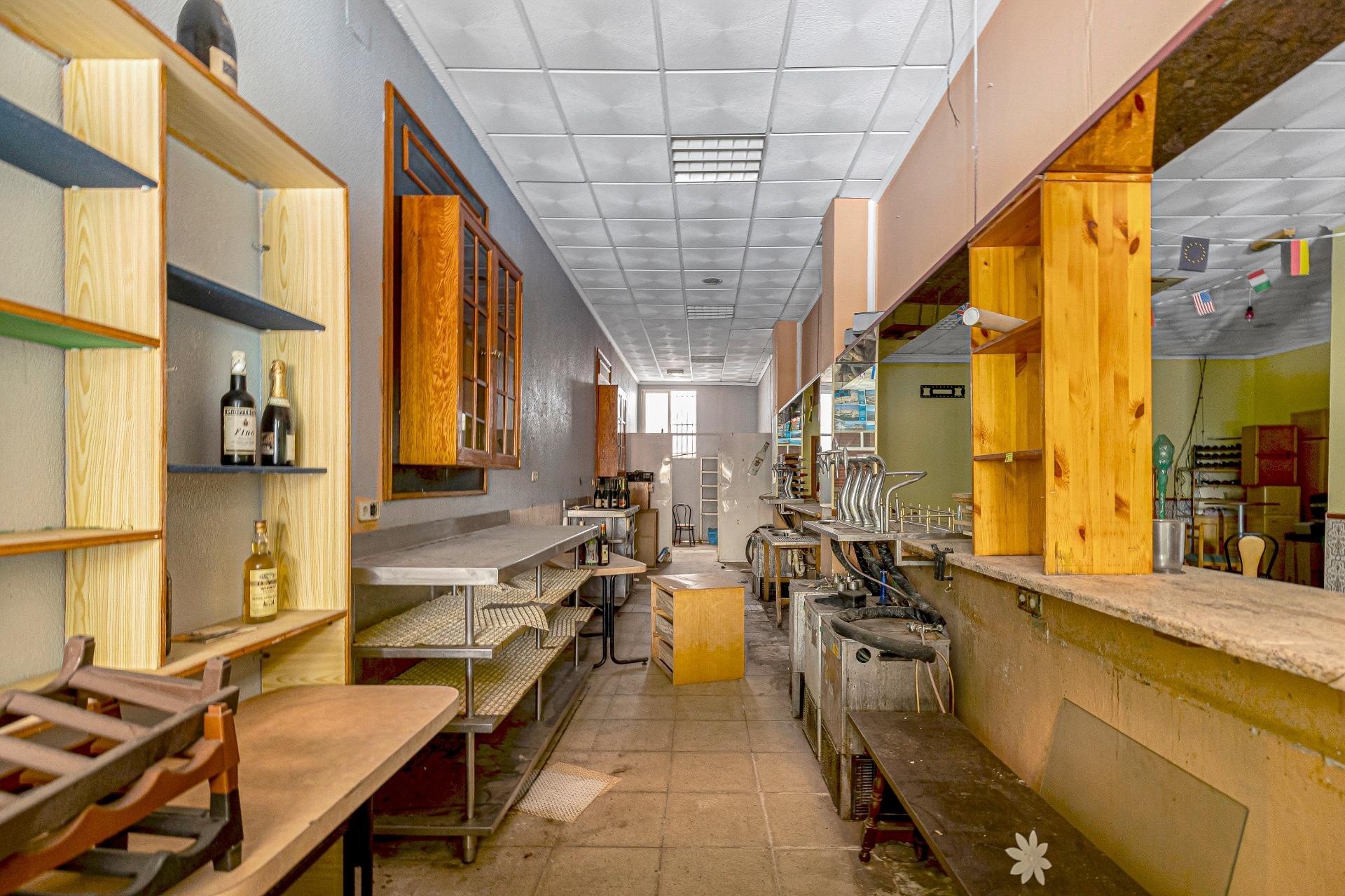 Resale - Commercial -
Torrevieja - Playa del Cura