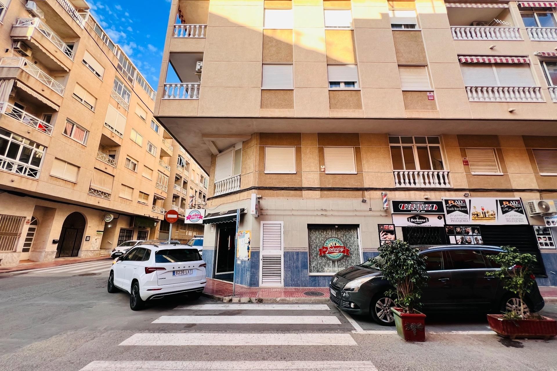 Resale - Commercial -
Torrevieja - torrevieja
