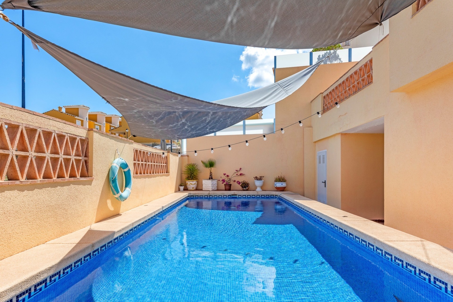 Resale - Detached Villa -
Alfaz del Pi - Alfas del Pí