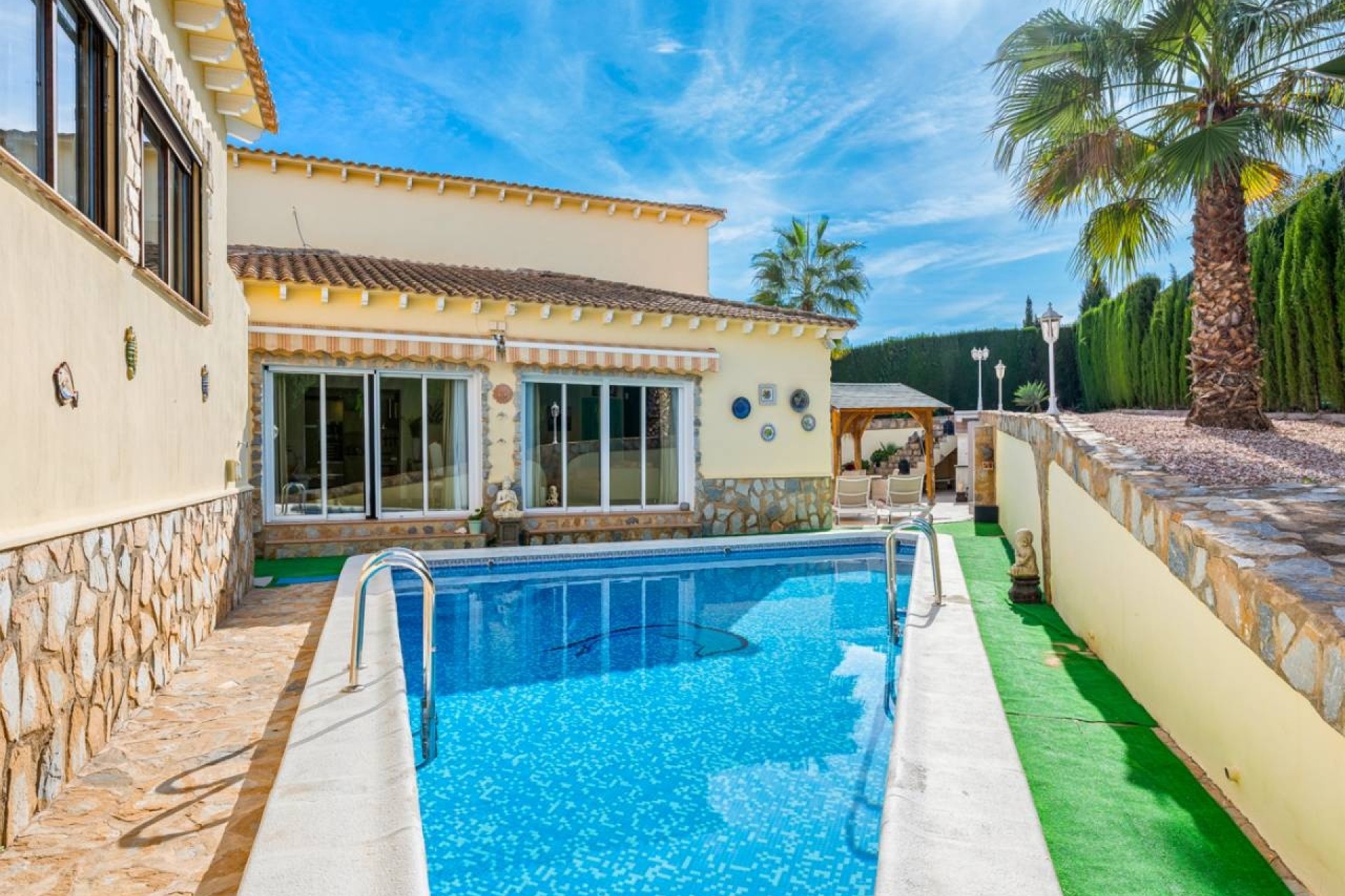 Resale - Detached Villa -
Algorfa - Castillo de montemar