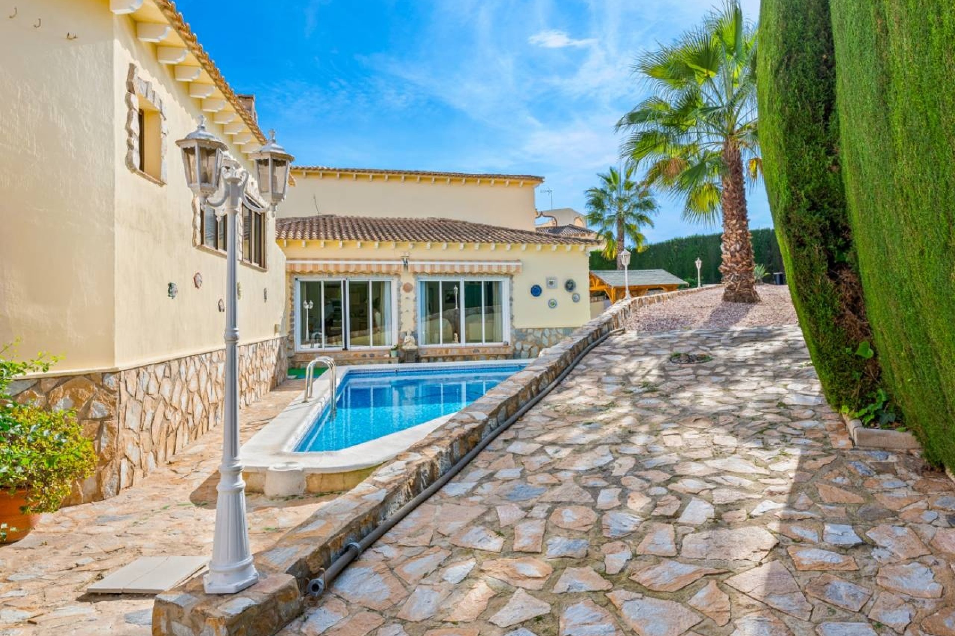 Resale - Detached Villa -
Algorfa - Castillo de montemar