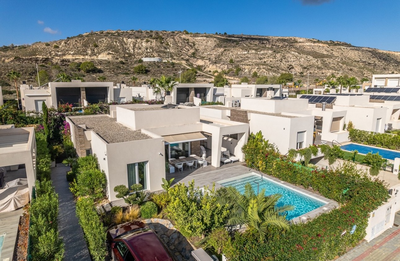 Resale - Detached Villa -
Algorfa - LA FINCA GOLF / ALGORFA