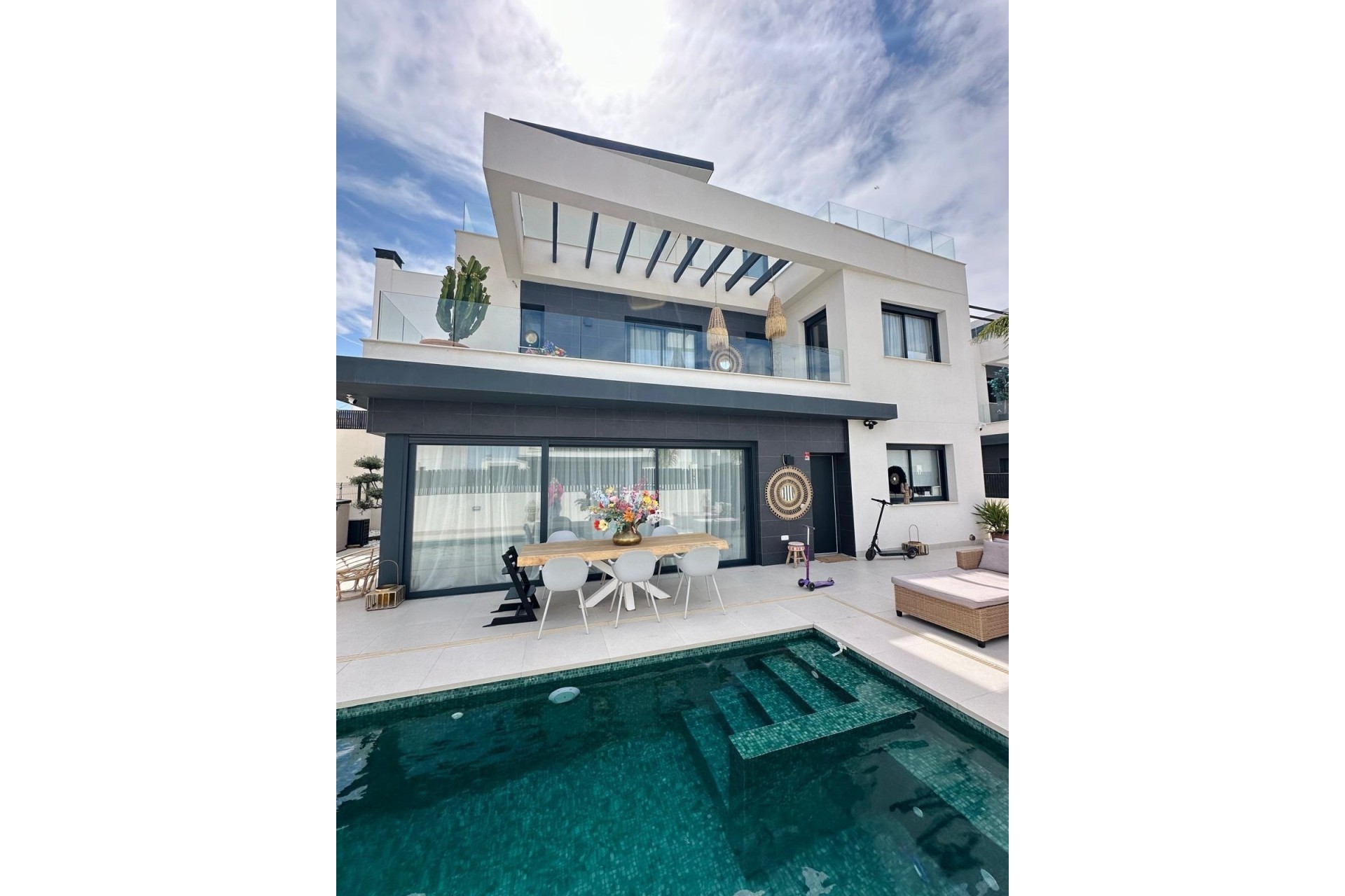 Resale - Detached Villa -
Algorfa - La Finca Golf