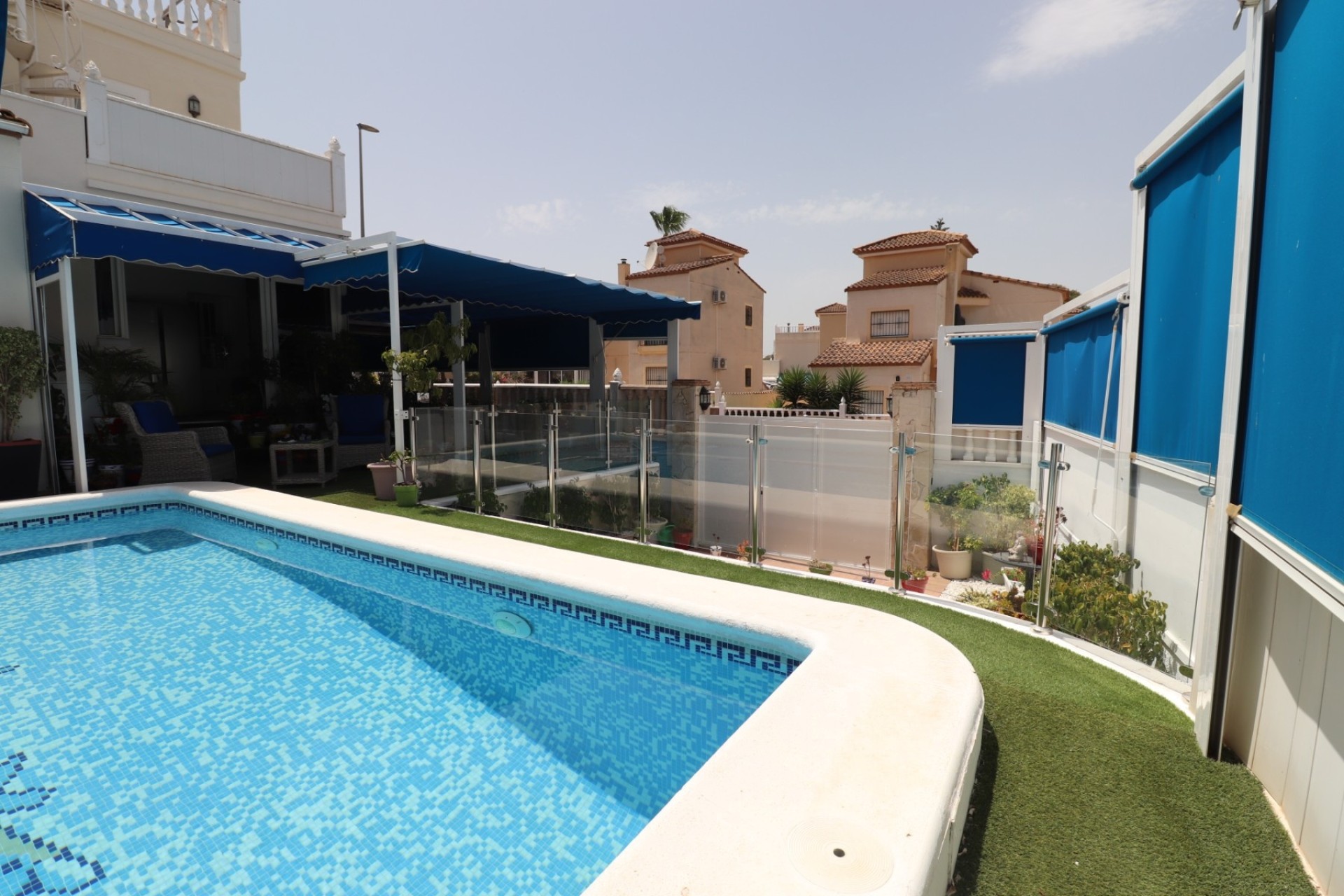 Resale - Detached Villa -
Algorfa - Montebello