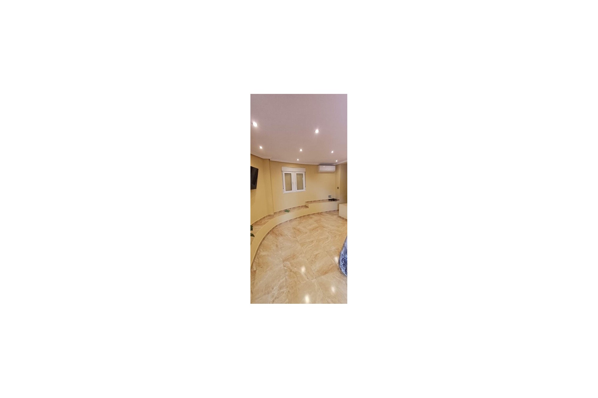 Resale - Detached Villa -
Algorfa