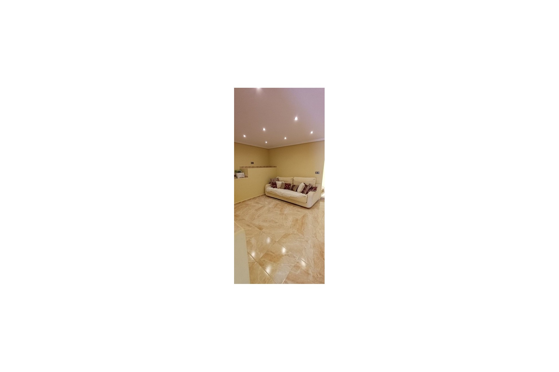 Resale - Detached Villa -
Algorfa