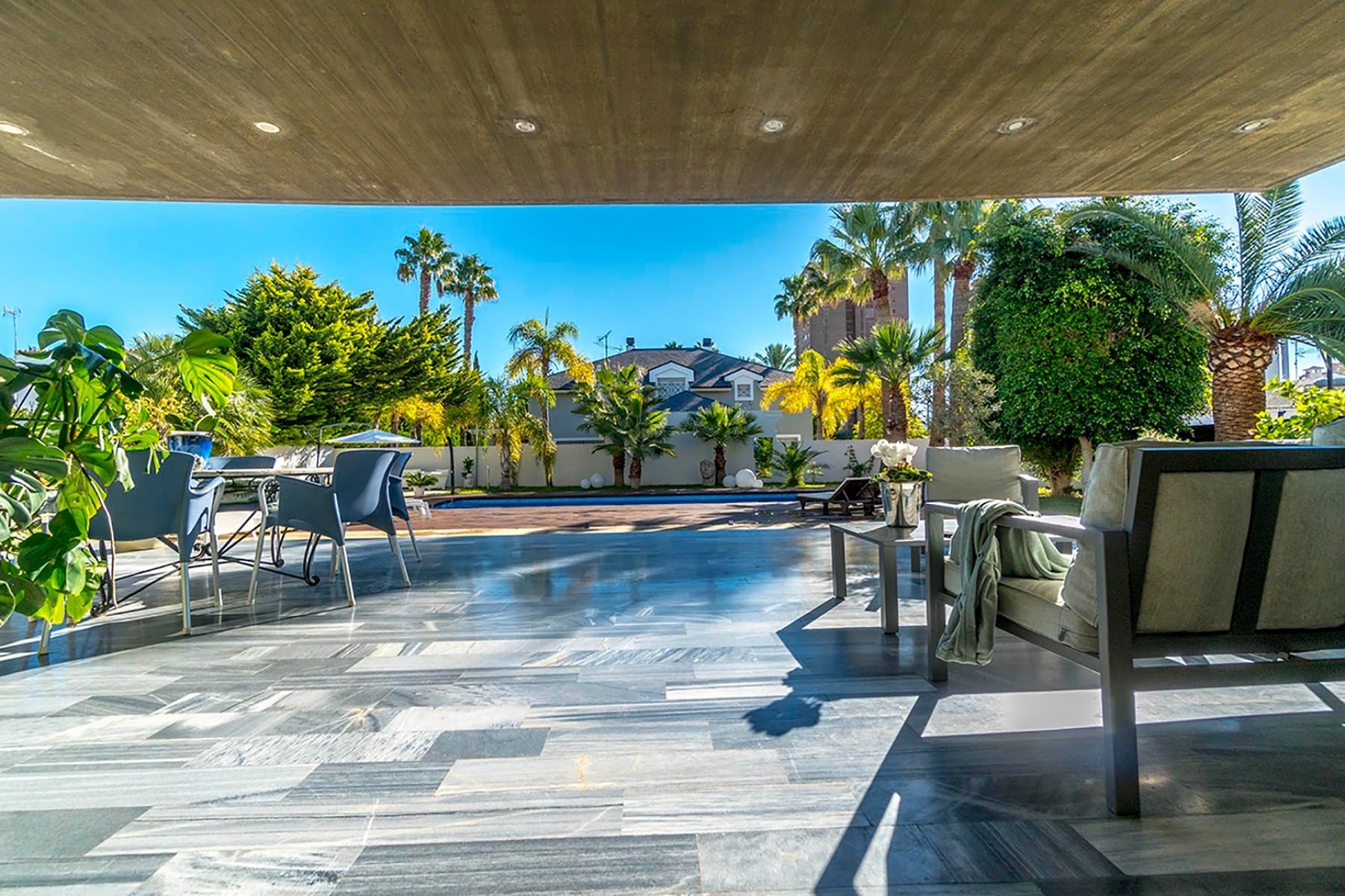 Resale - Detached Villa -
Alicante - Campoamor