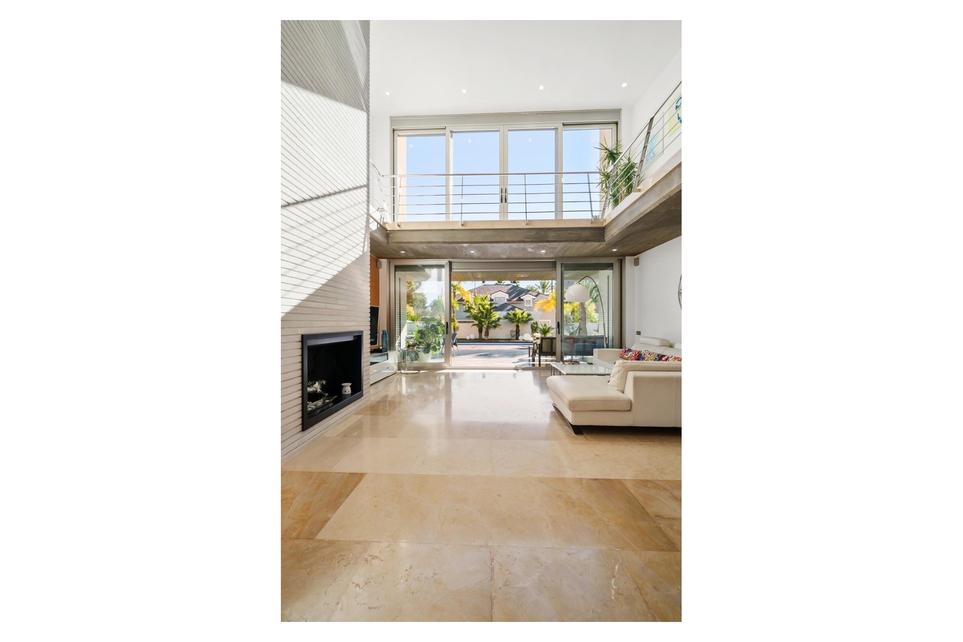 Resale - Detached Villa -
Alicante - Campoamor