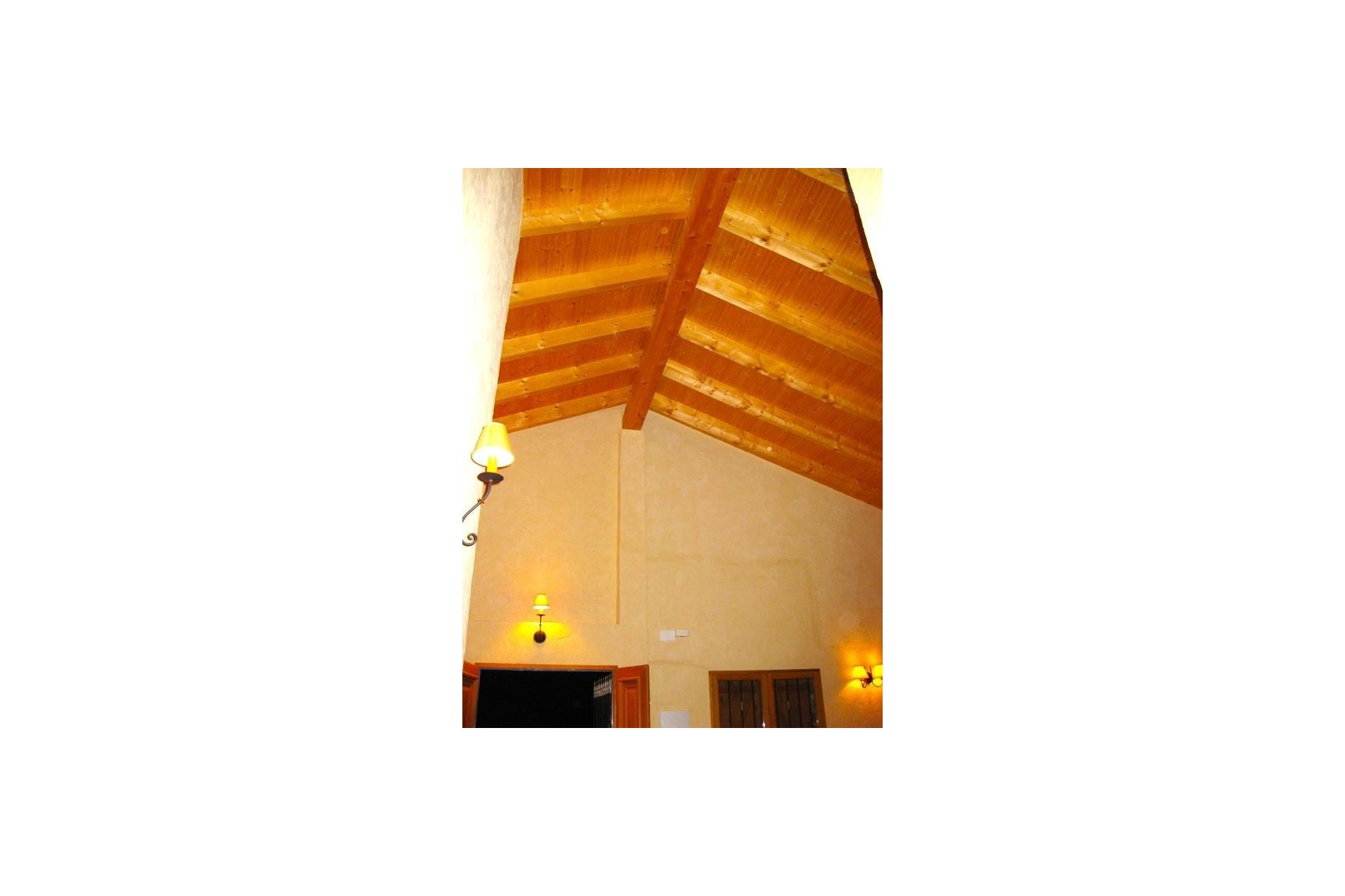 Resale - Detached Villa -
Benferri