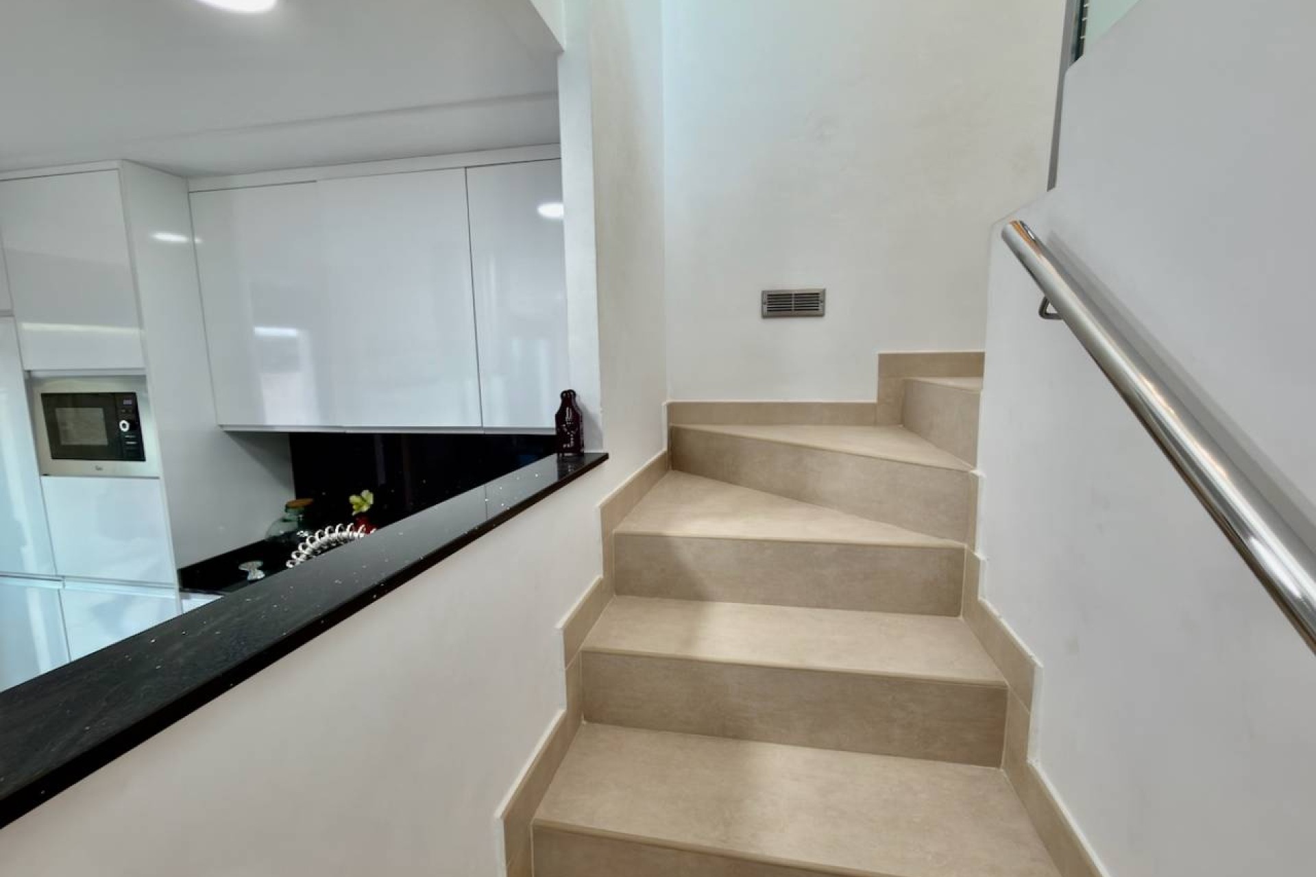 Resale - Detached Villa -
Benijofar