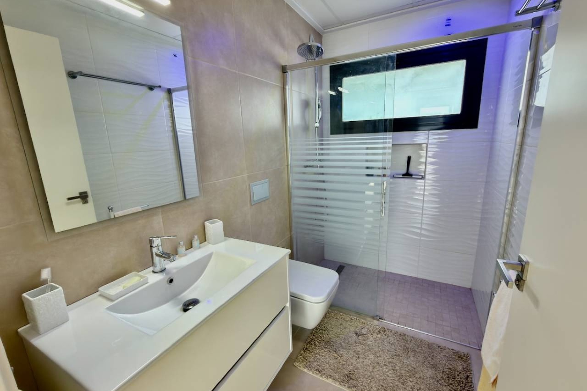Resale - Detached Villa -
Benijofar