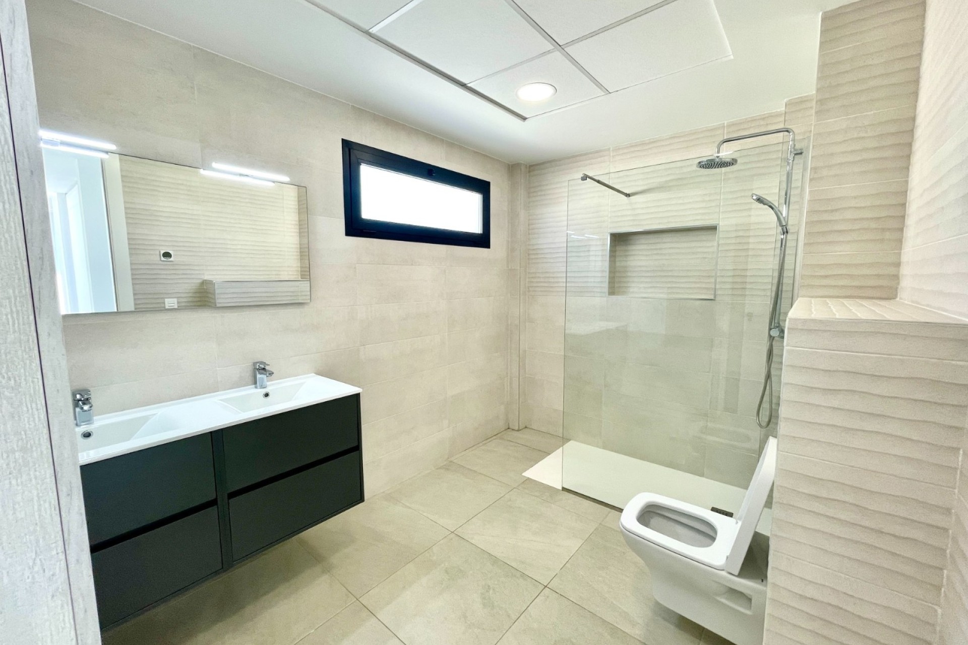 Resale - Detached Villa -
Benijofar